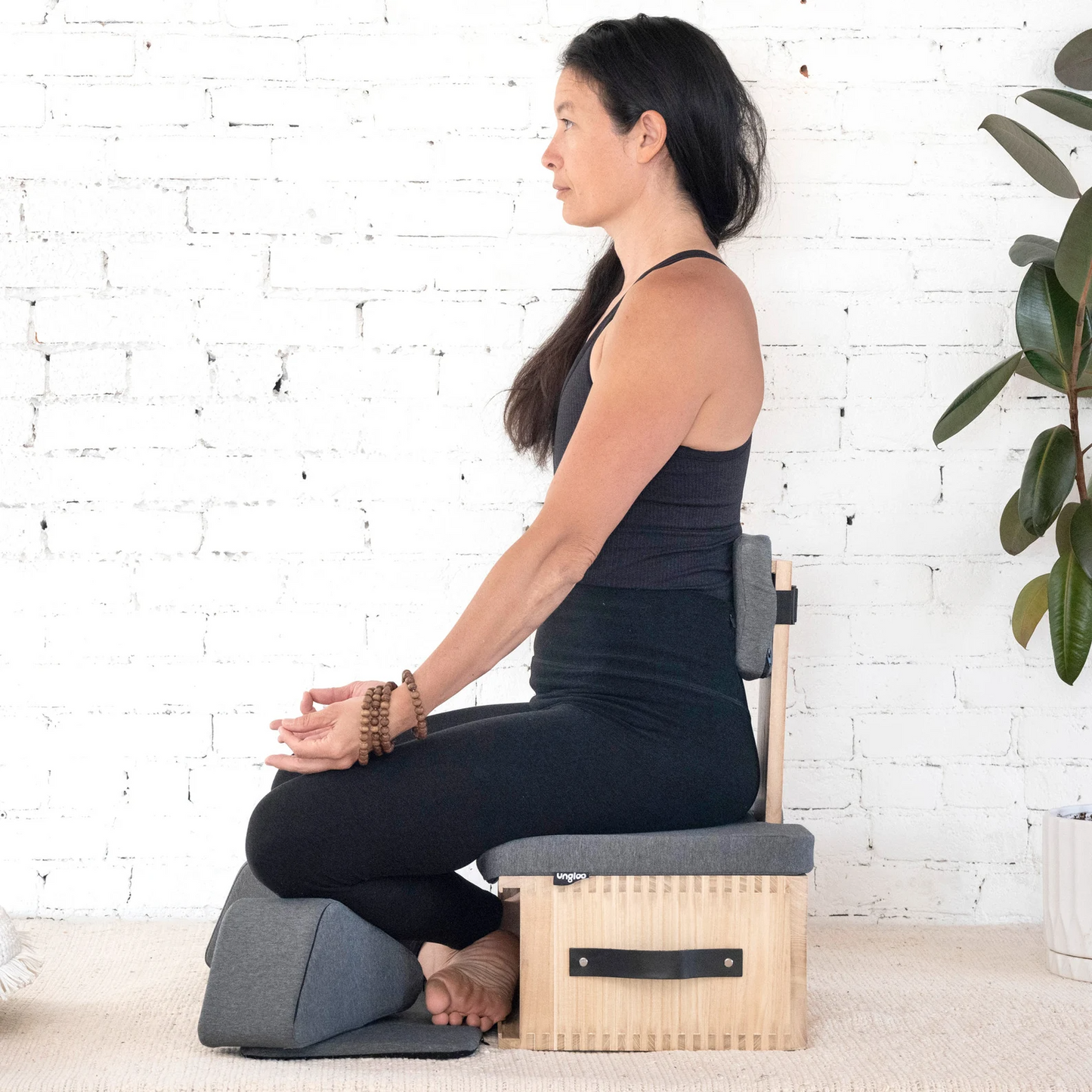 Olaise Meditation Chair: Portable Design with Back, Hip & Knee Comfort