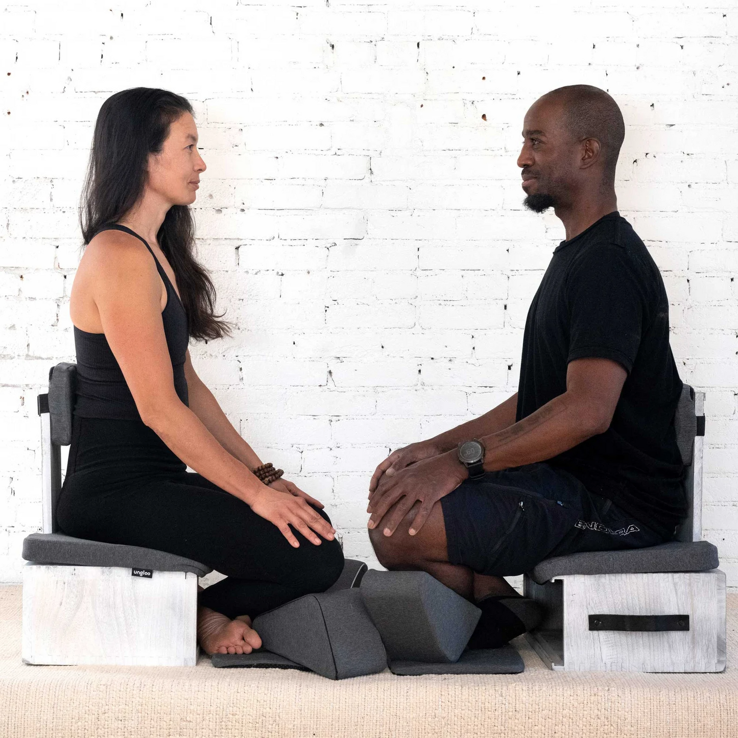 Olaise Meditation Chair: Portable Design with Back, Hip & Knee Comfort